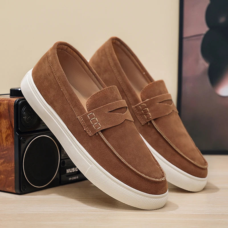 Autumn Suede Loafers Man Retro Brown Moccasins for Men Comfort Low Cut Casual Shoes Men Slip-On Driving Shoes zapatos de hombre